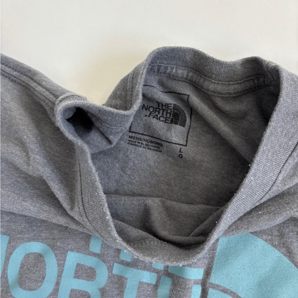 North Face Men’s logo tee large - Picture 2 of 3
